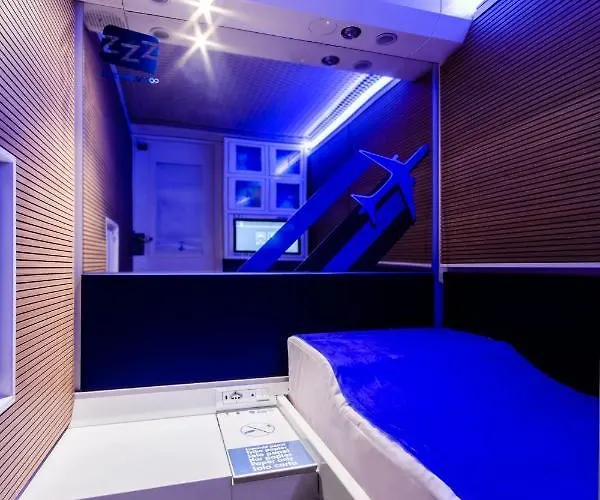 Resting Pods - Zzzleepandgo Wien Airport